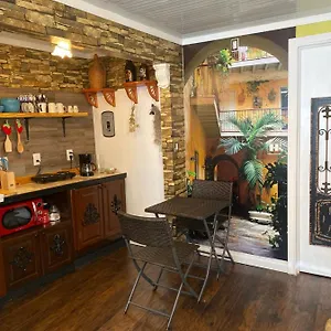 Guest house Apt 02 Studio In Tampa, Free Early Check In